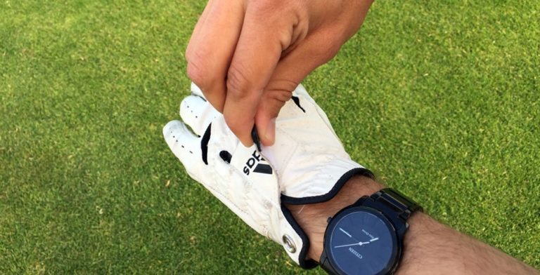 handschuh oeffnen 768x392 - Welcher Schwungtyp bist Du?