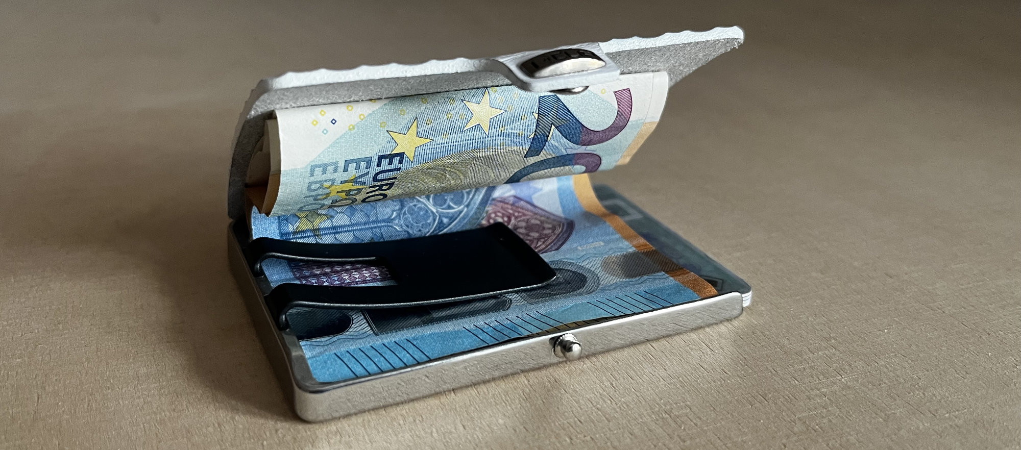 iclip golf geld - I-CLIP Slim Wallet im Golfball-Design – Golf-Geschenktipp für Weihnachten