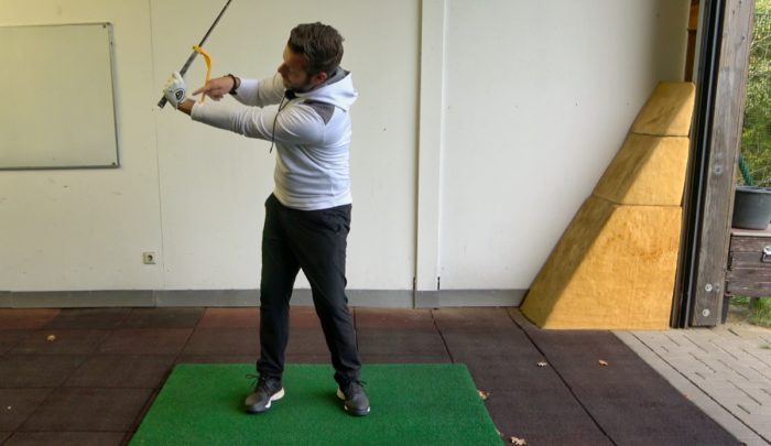 Swing Guide – Das Winkeln der Handgelenke trainieren